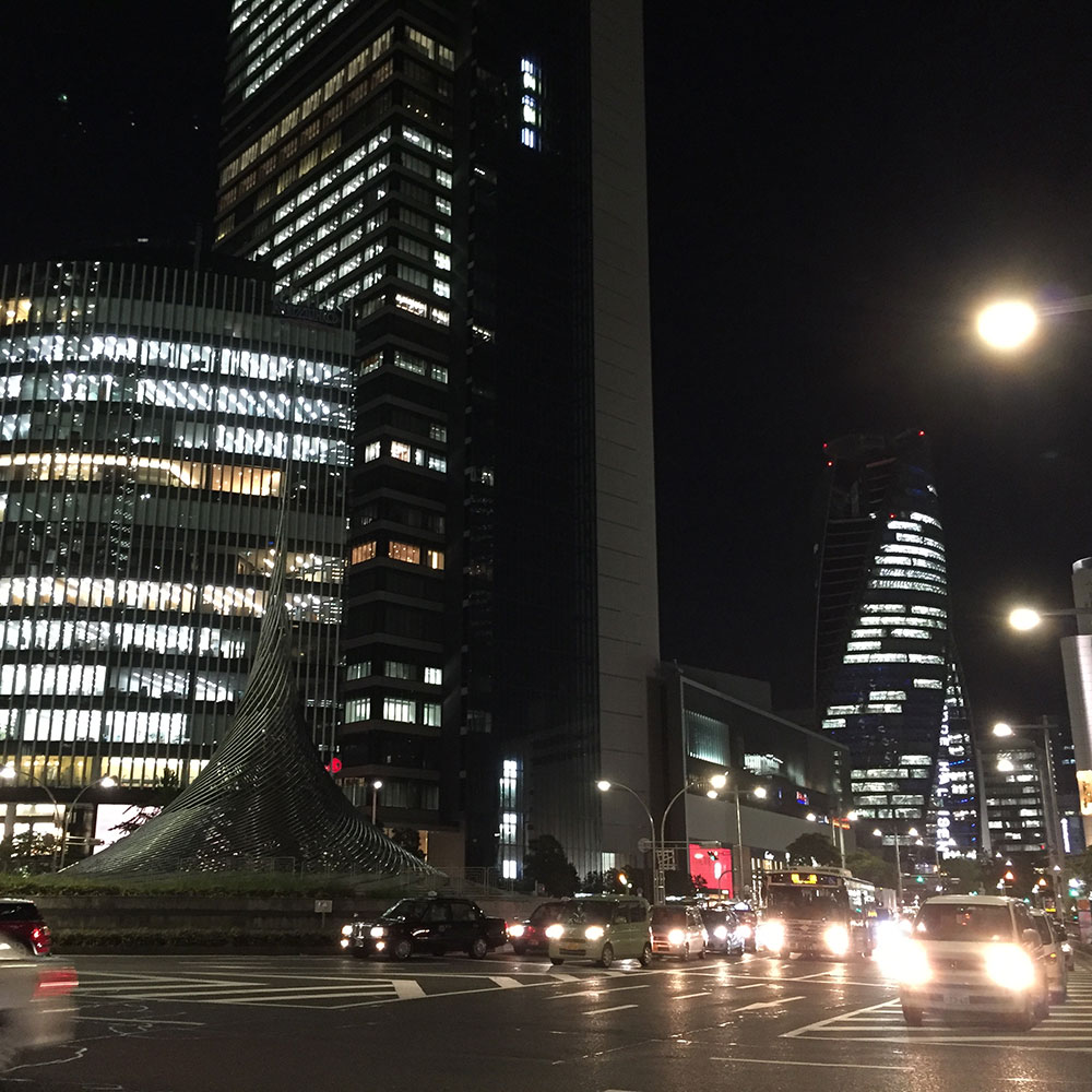 Iphone6の標準カメラアプリで夜景もバッチリ綺麗に撮影できる件 In 名駅の夜景 Yossy Style